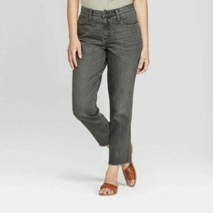 NWT Women's Short 10P High-Rise Straight Jeans